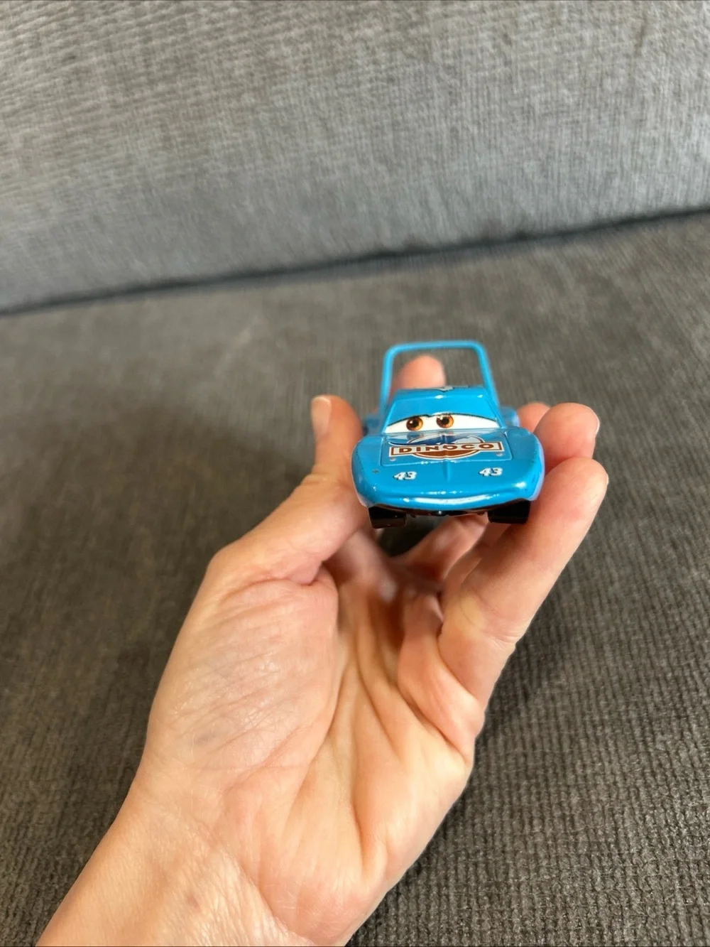 Disney Pixar Cars - THE KING STRIP WEATHERS DINOCO - 1:55 Diecast